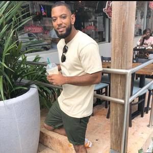 Meet your Posher, Lawrence